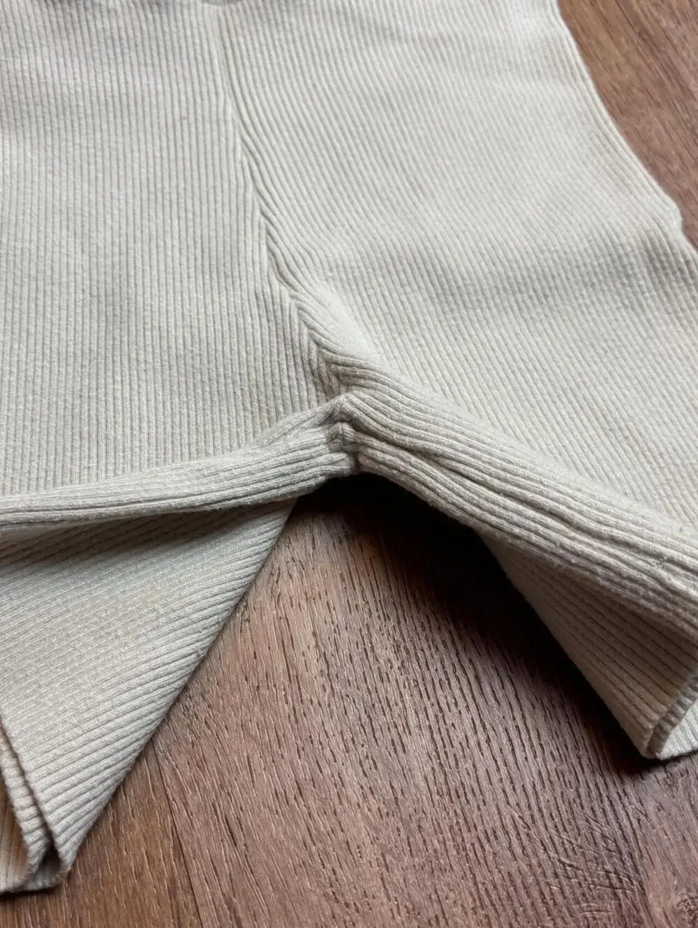 beige botany ribbed biker shorts sz large lounge summer soft girl